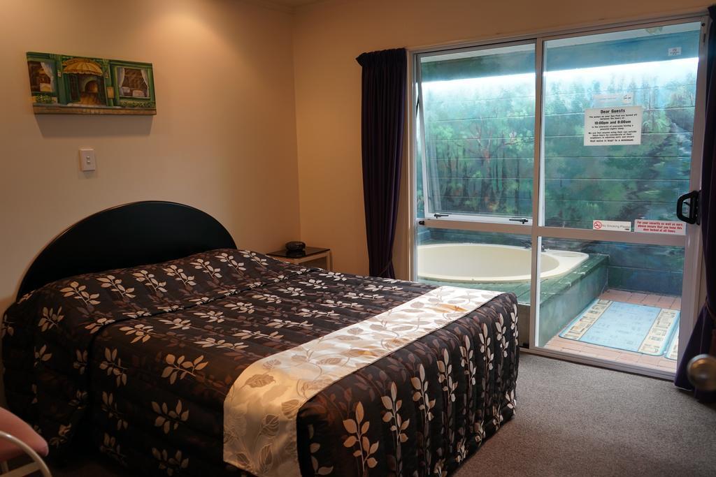Motel Ascot On Fenton Distretto di Distretto di Rotorua Esterno foto